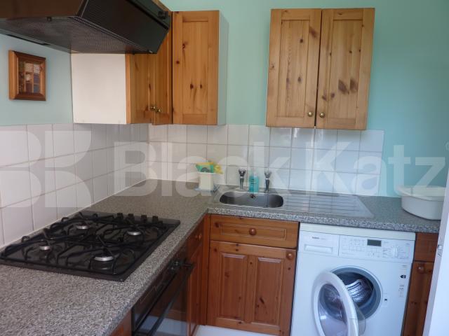 			NEW INSTRUCTION, 1 Bedroom, 1 bath, 1 reception Flat			 Fernhead Road, MAIDA VALE